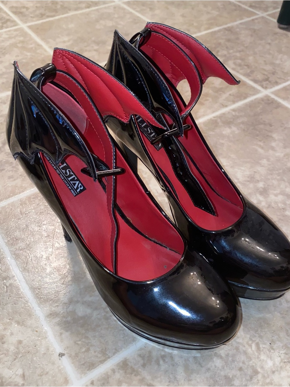 KILLSTAR CEMETERY LANE HEELS US 8 UK 6